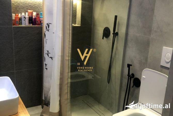 Shtepi me qera 2+1 ne Tirane - 65,000 Leke