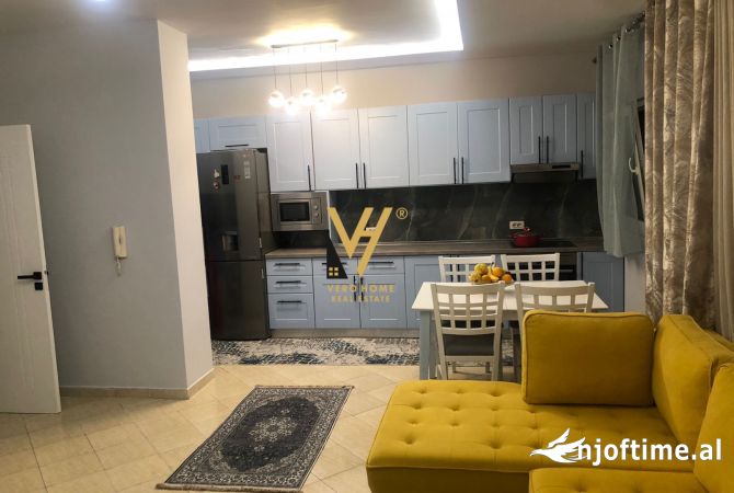 Shtepi me qera 2+1 ne Tirane - 65,000 Leke