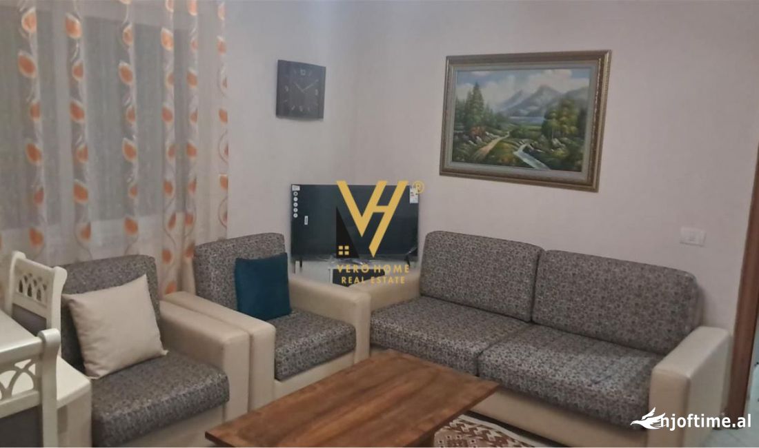 Shtepi me qera Apartament ne Tirane, 2+1, Mobilimi E mobiluar, Pagesa 500  Euro.