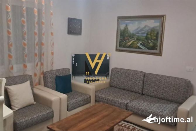 Shtepi me qera 2+1 ne Tirane - 500 Euro