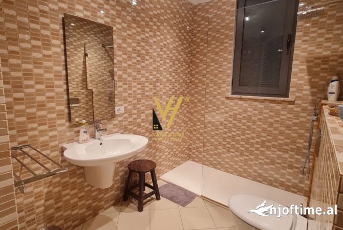 Shtepi me qera Apartament ne Tirane, 1+1, Mobilimi E mobiluar, Pagesa 700  Euro.