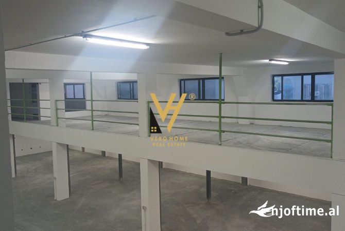 JEPET MAGAZINE 1500 M2 ME QERA NE AKSIN TIRANE- DURRES 6.000 EURO