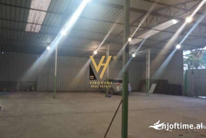 JEPET MAGAZINE 1500 M2 ME QERA NE AKSIN TIRANE- DURRES 6.000 EURO