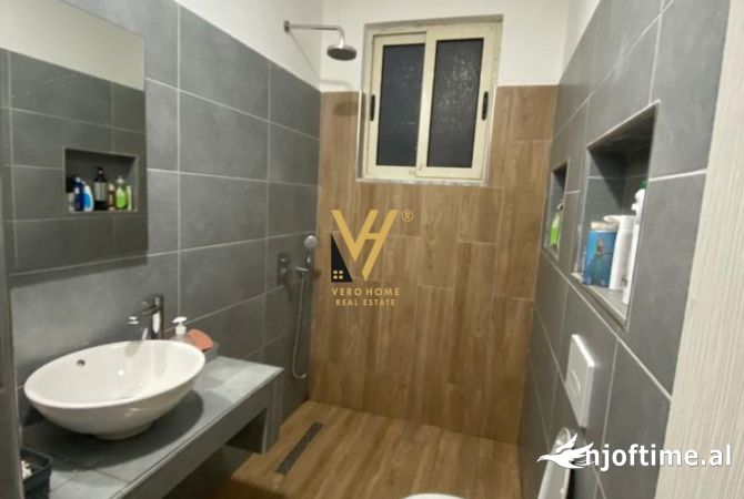 Shtepi ne shitje 1+1 ne Tirane - 74,500 Euro