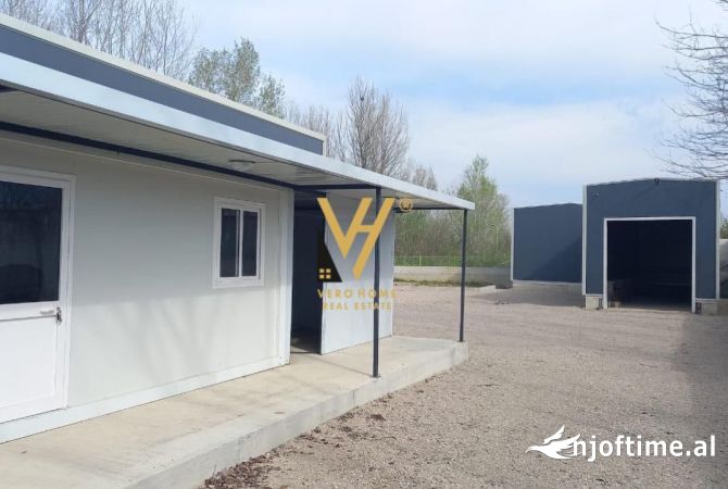 JEPET KAPANON+TRUALL ME QERA NE RINAS 2.500 EURO