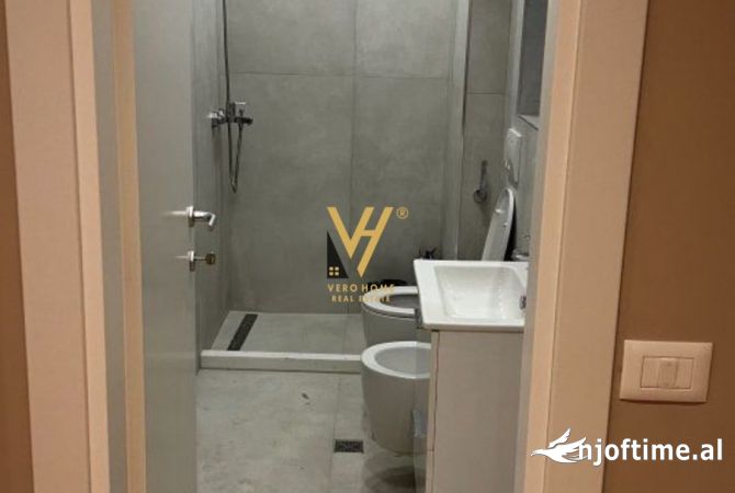 Ambient biznesi me qera 3+1 ne Tirane - 900 Euro