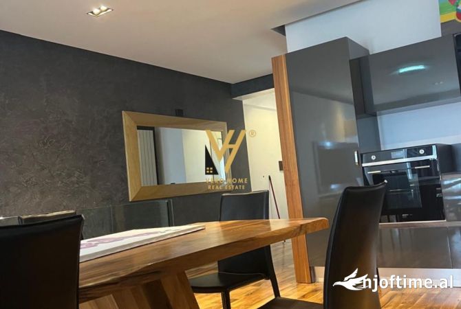 Shtepi me qera Apartament ne Tirane, 3+1, Mobilimi E mobiluar, Pagesa 1,500  Euro.