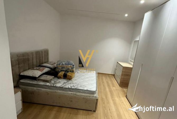 Shtepi me qera 1+1 ne Tirane - 65,000 Leke