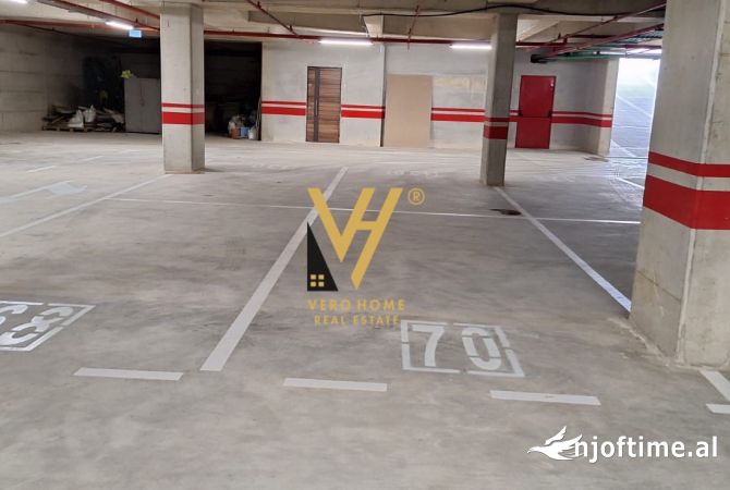 Ambient biznesi me qera 4+1 ne Tirane - 100 Euro