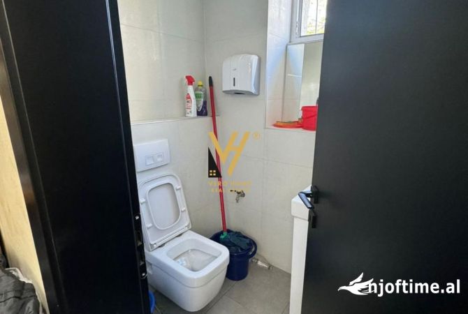 Ambient biznesi me qera 1+1 ne Tirane - 2,000 Euro