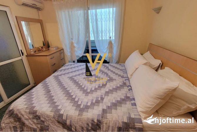 Shtepi ne shitje Apartament ne Tirane, 1+1, Mobilimi E mobiluar, Pagesa 170,000  Euro.