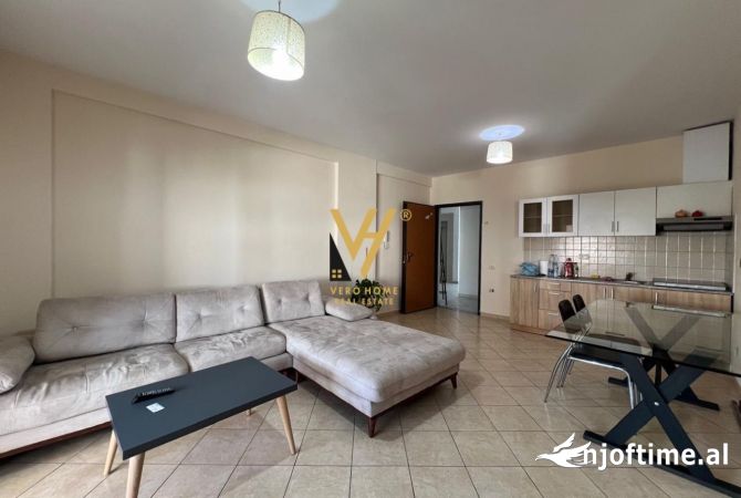 Shtepi me qera 2+1 ne Tirane - 650 Euro