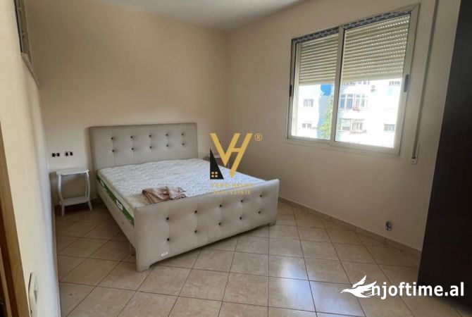 Shtepi me qera Apartament ne Tirane, 2+1, Mobilimi E mobiluar, Pagesa 650  Euro.