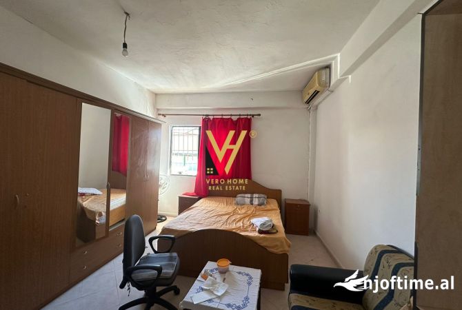 Ambient biznesi me qera 3+1 ne Tirane - 700 Euro