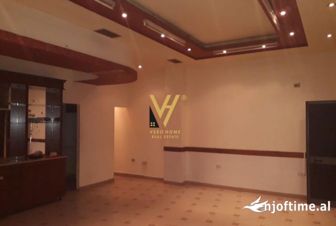 Ambient biznesi me qera 1+1 ne Tirane - 350 Euro