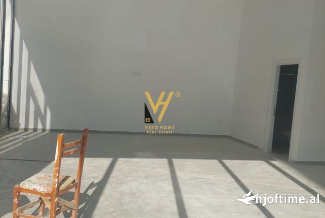 Ambient biznesi me qera 1+1 ne Tirane - 1,300 Euro