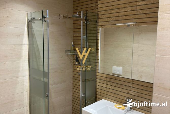 Shtepi ne shitje Apartament ne Tirane, 2+1, Mobilimi E mobiluar, Pagesa 280,000  Euro.