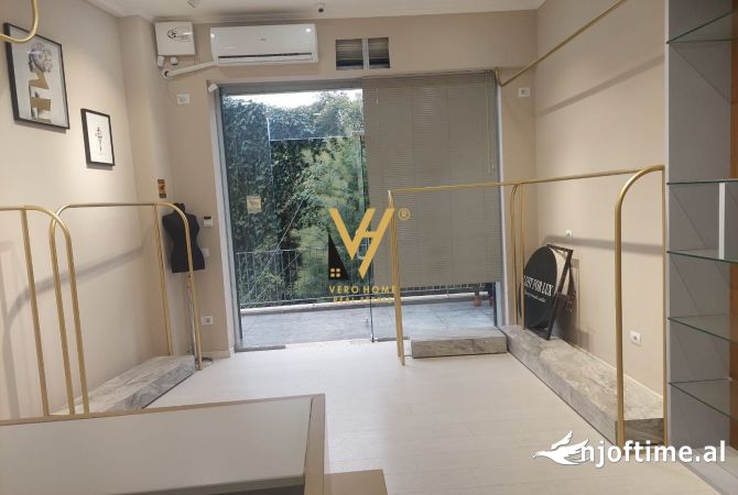 Ambient biznesi me qera 1+1 ne Tirane - 25,000 Leke