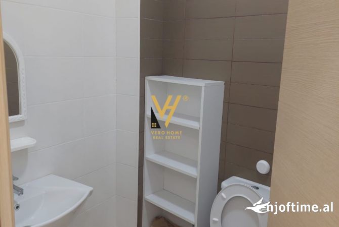 Ambient biznesi me qera 1+1 ne Tirane - 25,000 Leke