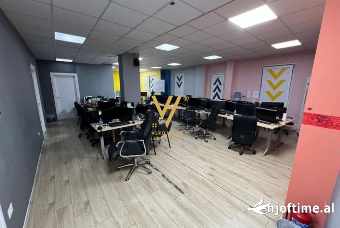 JEPET ZYRE 562 M2 ME QERA NE QENDER 7.000 EURO