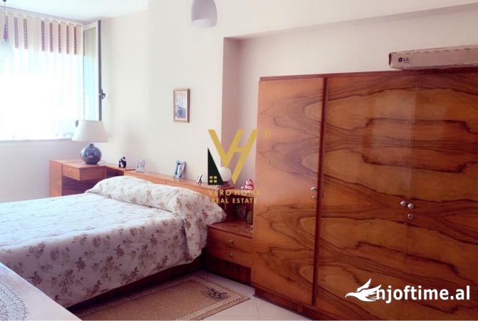 Shtepi me qera 2+1 ne Tirane - 650 Euro