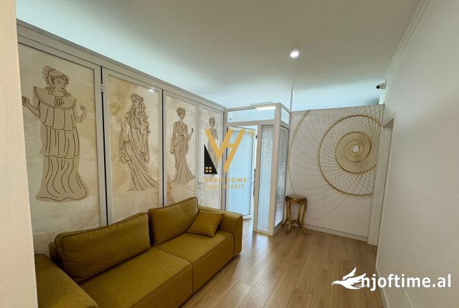 JEPET KLINIKE GJINEKOLOGJIKE 100M2 ME QERA TE KOPSHTI BOTANIK 1.500 EURO