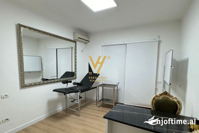 JEPET KLINIKE GJINEKOLOGJIKE 100M2 ME QERA TE KOPSHTI BOTANIK 1.500 EURO