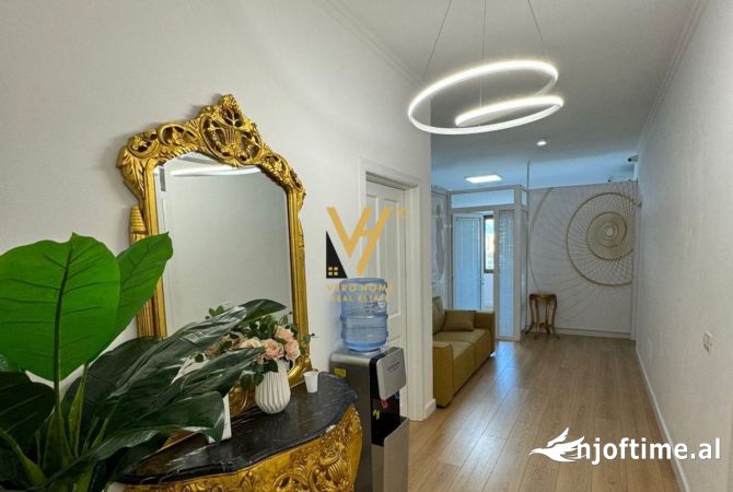 Ambient biznesi me qera 3+1 ne Tirane - 1,500 Euro