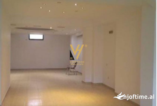 Ambient biznesi ne shitje 1+1 ne Tirane - 348,000 Euro