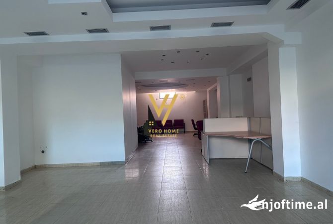 Ambient biznesi ne shitje 1+1 ne Tirane - 348,000 Euro