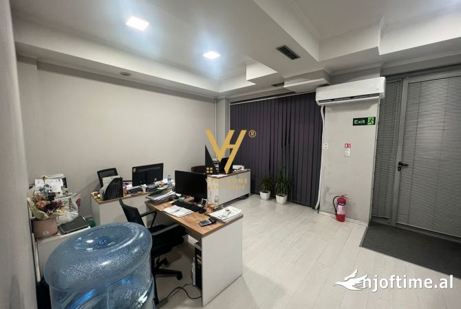 Ambient biznesi me qera 1+1 ne Tirane - 1,000 Euro