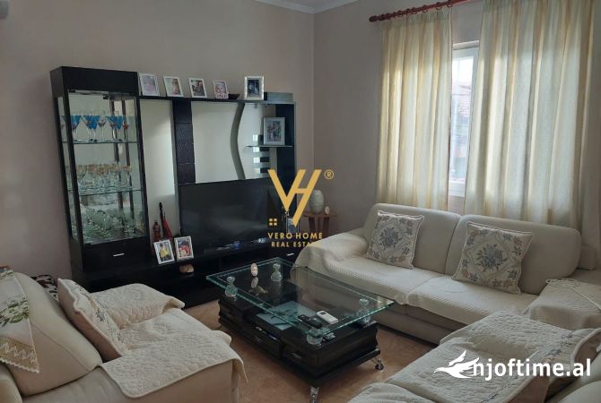 Shtepi me qera 2+1 ne Tirane - 50,000 Leke