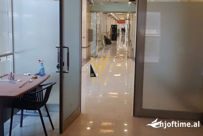 Ambient biznesi ne shitje 1+1 ne Tirane - 67,000 Euro