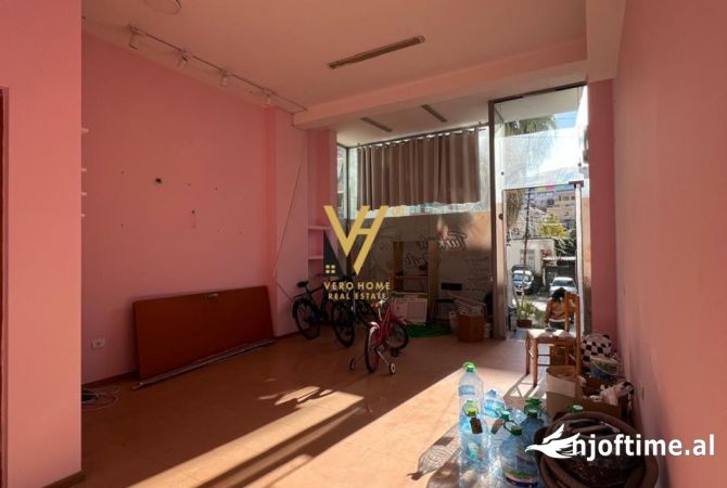 Ambient biznesi me qera 1+1 ne Tirane - 300 Euro