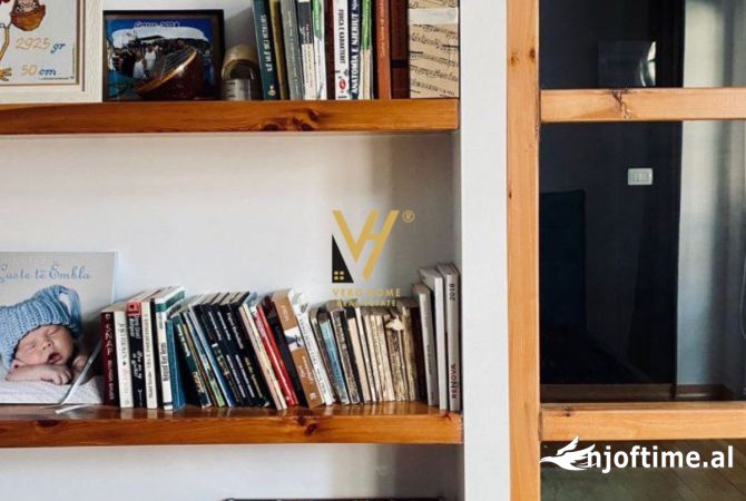 Shtepi me qera Apartament ne Tirane, 4+1, Mobilimi E mobiluar, Pagesa 1,200  Euro.