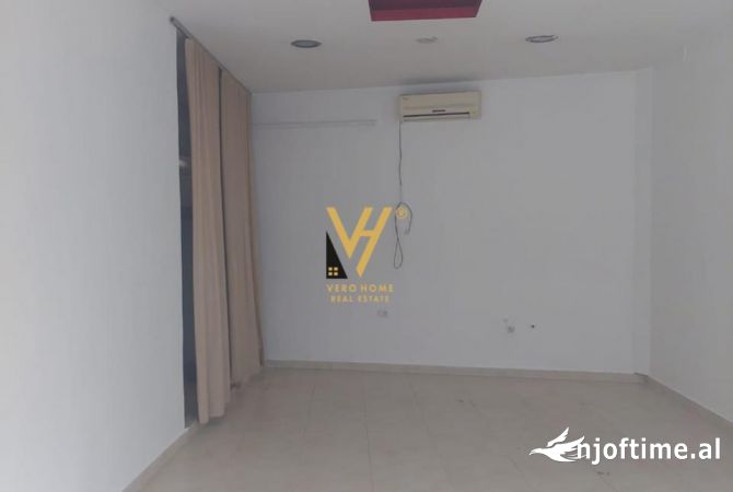 Ambient biznesi me qera 1+1 ne Tirane - 300 Euro