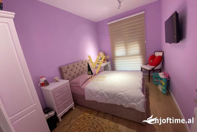 Shtepi me qera 4+1 ne Tirane - 1,200 Euro