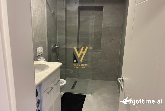 Shtepi me qera Apartament ne Tirane, 1+1, Mobilimi E mobiluar, Pagesa 650  Euro.