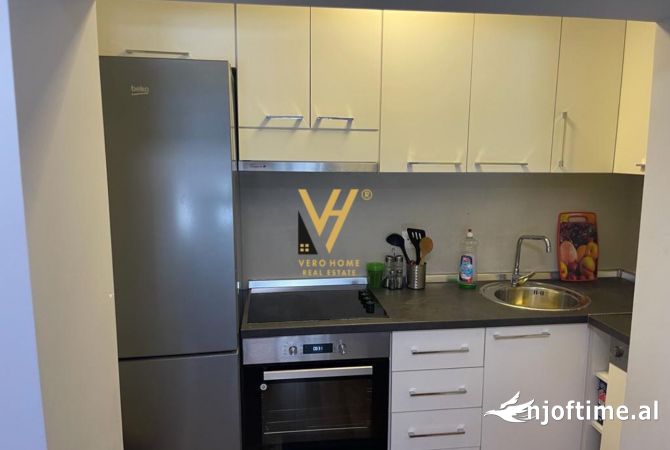 Shtepi me qera Apartament ne Tirane, 1+1, Mobilimi E mobiluar, Pagesa 650  Euro.