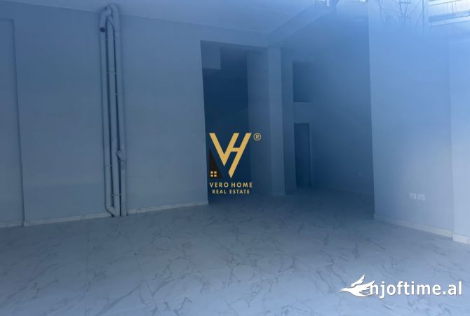 Ambient biznesi me qera 1+1 ne Tirane - 2,500 Euro