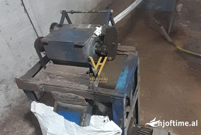 Ambient biznesi ne shitje 6+1 ne Tirane - 70,000 Euro