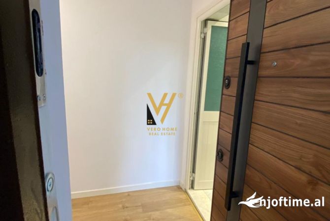 Shtepi ne shitje Apartament ne Tirane, 2+1, Mobilimi Bosh, pa mobiluar, Pagesa 185,000  Euro.