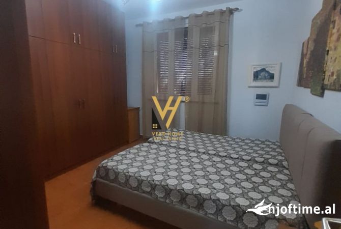 Shtepi me qera Apartament ne Tirane, 1+1, Mobilimi E mobiluar, Pagesa 550  Euro.