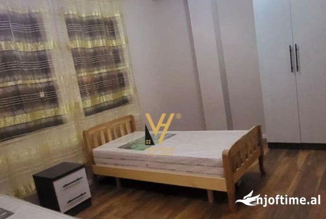 Shtepi me qera 2+1 ne Tirane - 800 Euro