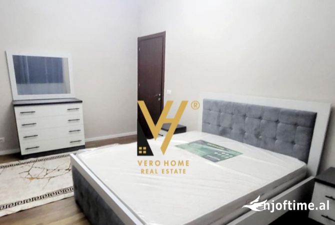 Shtepi me qera 2+1 ne Tirane - 800 Euro