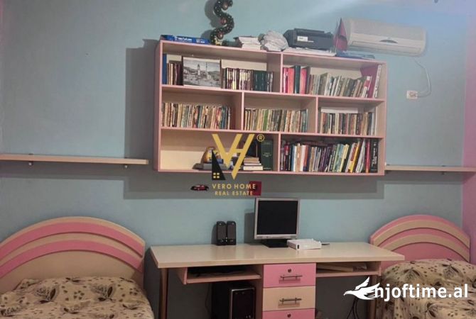 Shtepi me qera Apartament ne Tirane, 2+1, Mobilimi E mobiluar, Pagesa 50,000  Leke.