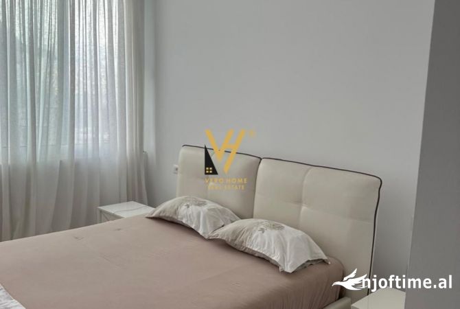 Shtepi me qera Apartament ne Tirane, 2+1, Mobilimi E mobiluar, Pagesa 750  Euro.