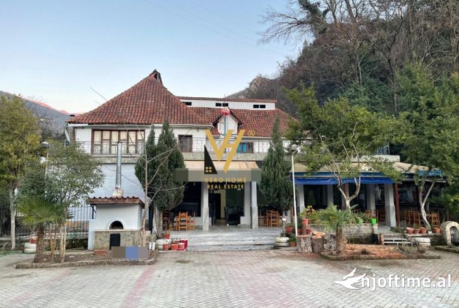 Ambient biznesi ne shitje 2+1 ne Berat - 350,000 Euro