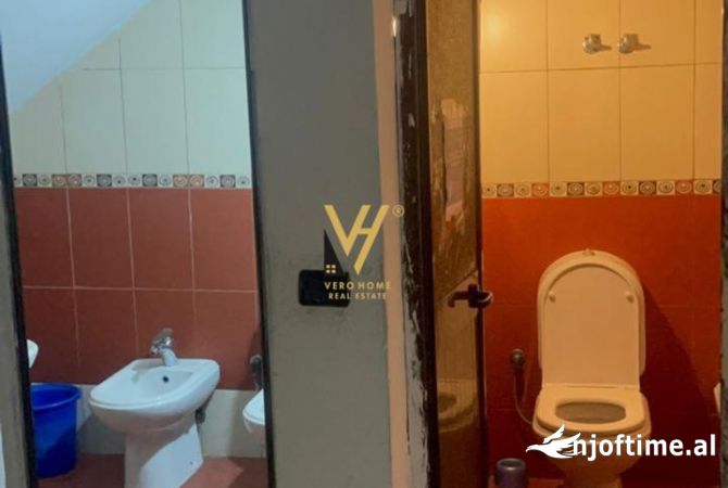 Ambient biznesi me qera 4+1 ne Tirane - 2,310 Euro