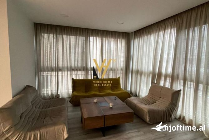Shtepi me qera 2+1 ne Tirane - 2,300 Euro